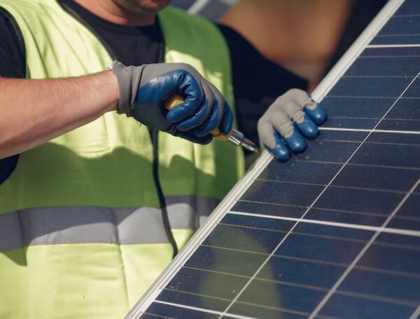 Top-Rated Solar Panel Repair Experts in Pasadena, CA